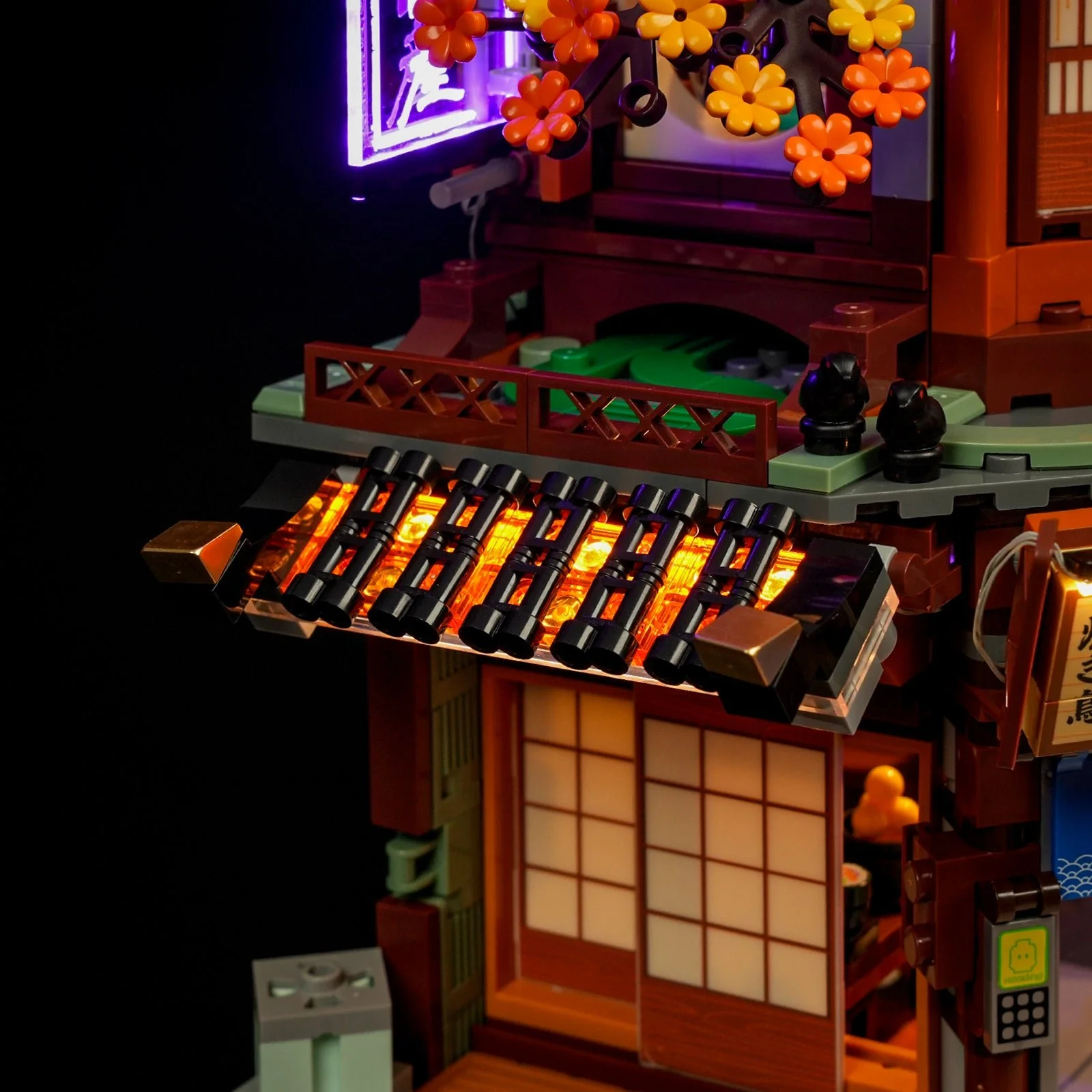 Lumibricks 17004 Cyberpunk Izakaya mit LED | Neon Gasse – Bild 8
