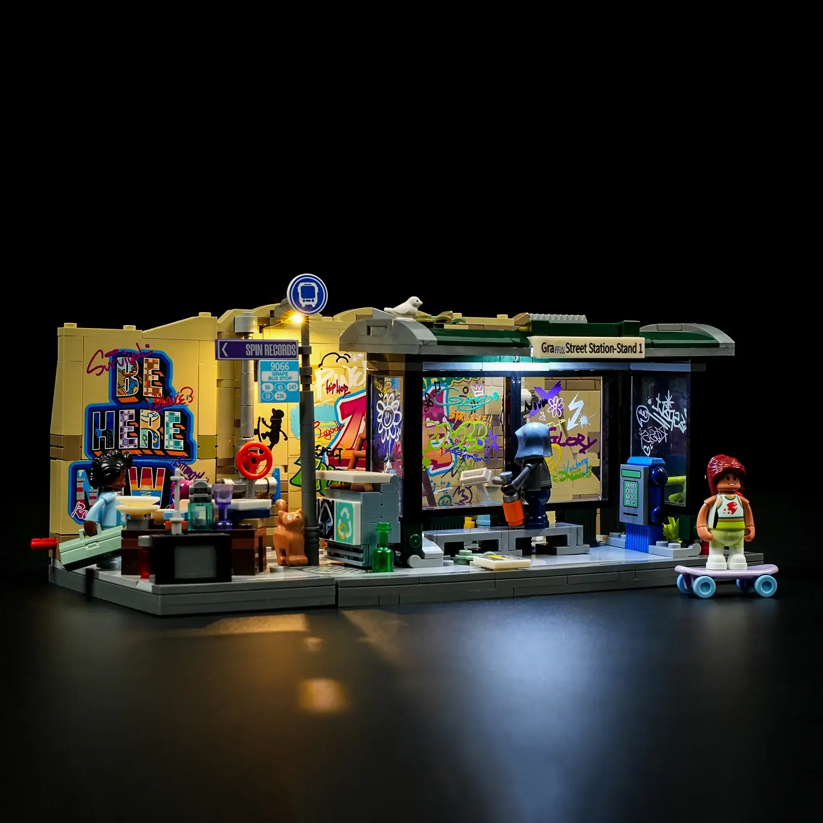 Lumibricks F9066 Graffiti Bus Stop mit LED | 514 Teile – Bild 3