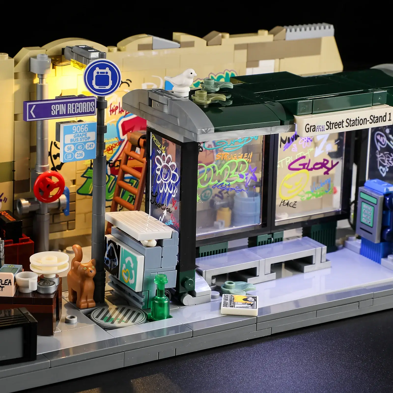 Lumibricks F9066 Graffiti Bus Stop mit LED | 514 Teile – Bild 2