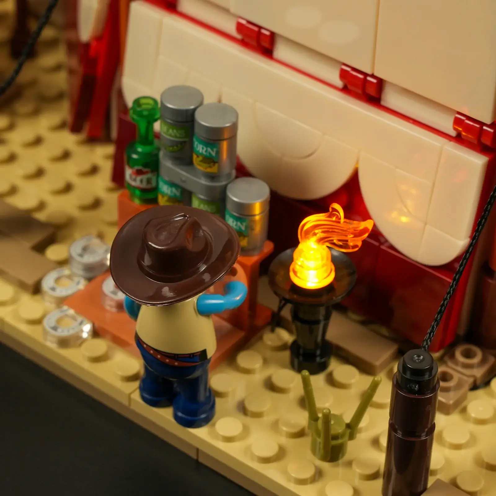Lumibricks L9079 Western-Wanderzirkus mit LED | 1962 Teile Western – Bild 7