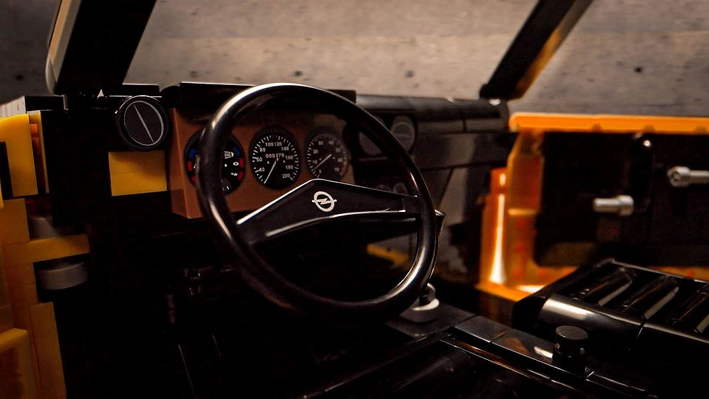 COBI Opel Manta A 1970 – Bild 9