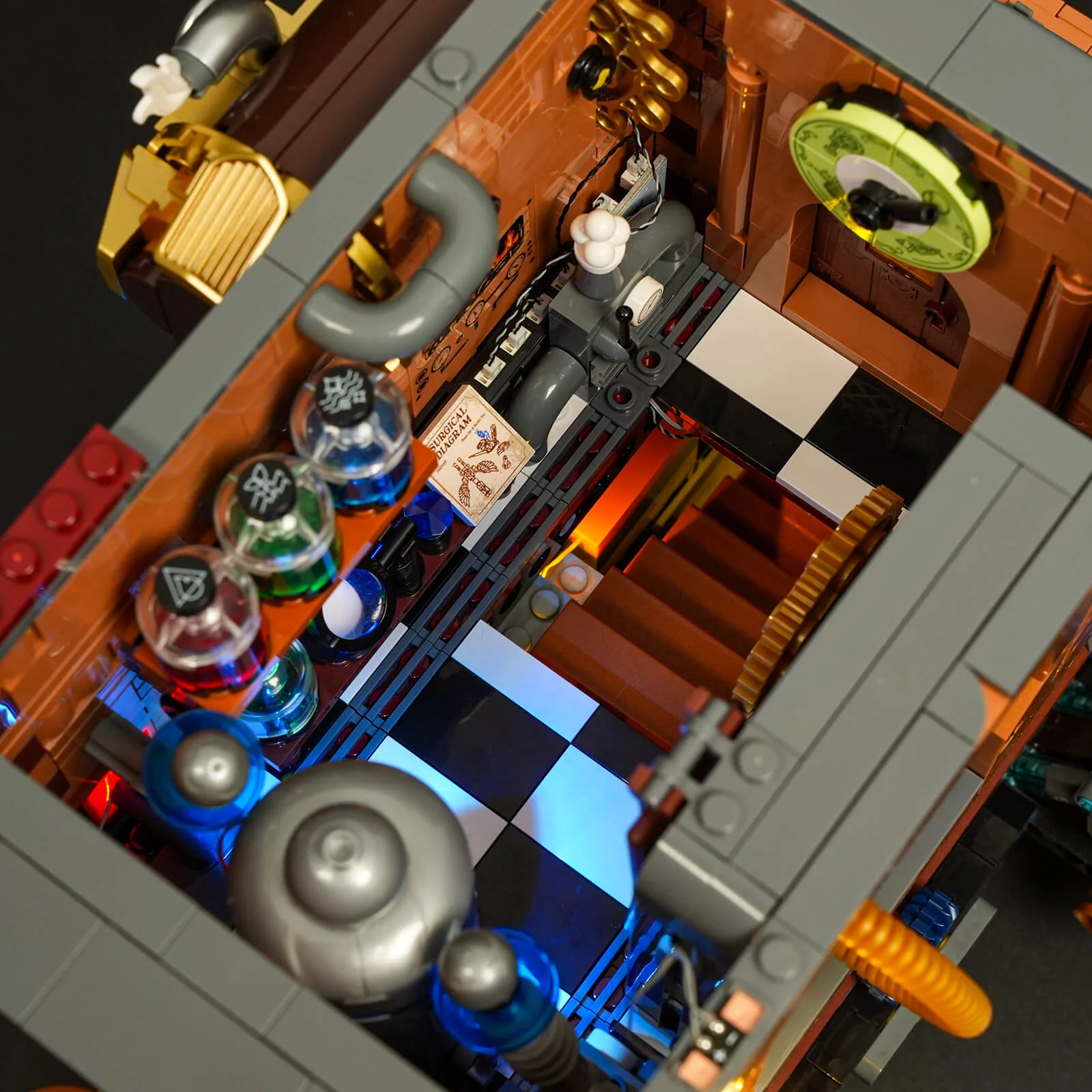 Lumibricks L9103 Alchemist's Moving Castle mit LED | 2690 Teile – Bild 15