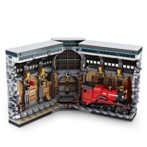 Reobrix 66031 Magical Train Station Book Nook | 3060 Teile